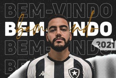 Barreto é anunciado pelo Botafogo e antecipa disputa com Oyama pela posição