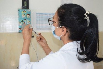 Vacinados com 1ª dose no Brasil chegam a 48.743.903, ou 23% da população