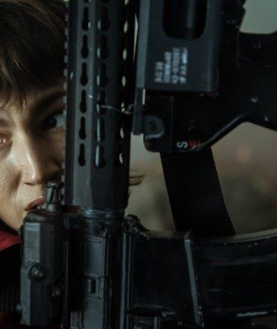 LA CASA DE PAPEL (L to R) ÚRSULA CORBERÓ as TOKIO in episode 04 of LA CASA DE PAPEL. Cr. TAMARA ARRANZ/NETFLIX © 2020 - TAMARA ARRANZ/NETFLIX