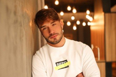 'Para proteger minha saúde mental', revela Lucas Viana sobre afastamento das redes sociais