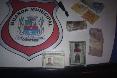 Dupla é presa transportando drogas de Macaé para Carapebus