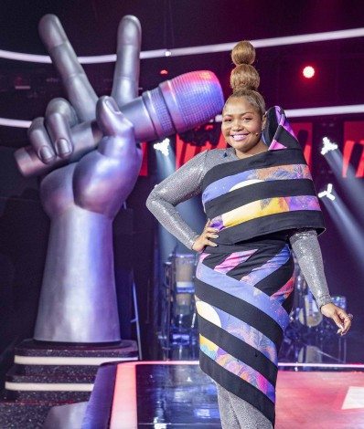 Gaby Amarantos - Gaby Amarantos ( Técnica ).
Caption