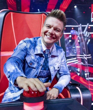 Michel Teló - Michel Teló ( Técnico ).
      Caption