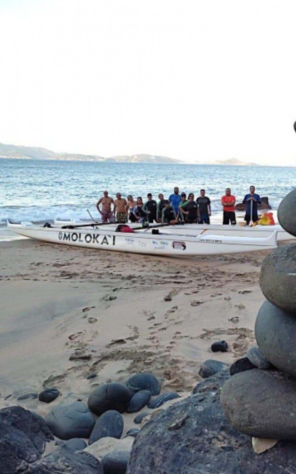 Praia Brava est&aacute; no roteiro de uma das principais trilhas da cidade