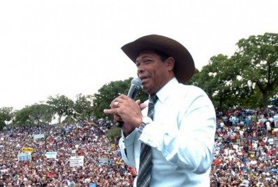 Bens da igreja de Pastor Valdemiro serão leiloados para pagar 'calote'