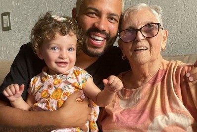 Projota lamenta a perda da avó: 'peço orações e energia positiva'