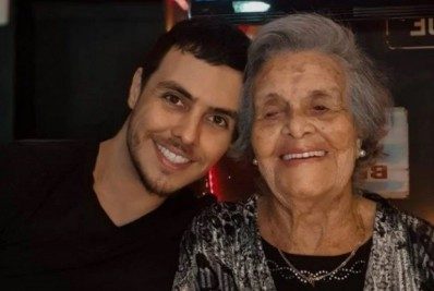 Ator Paulo Guerra chama atenção dos seguidores para a solidão dos idosos na pandemia 