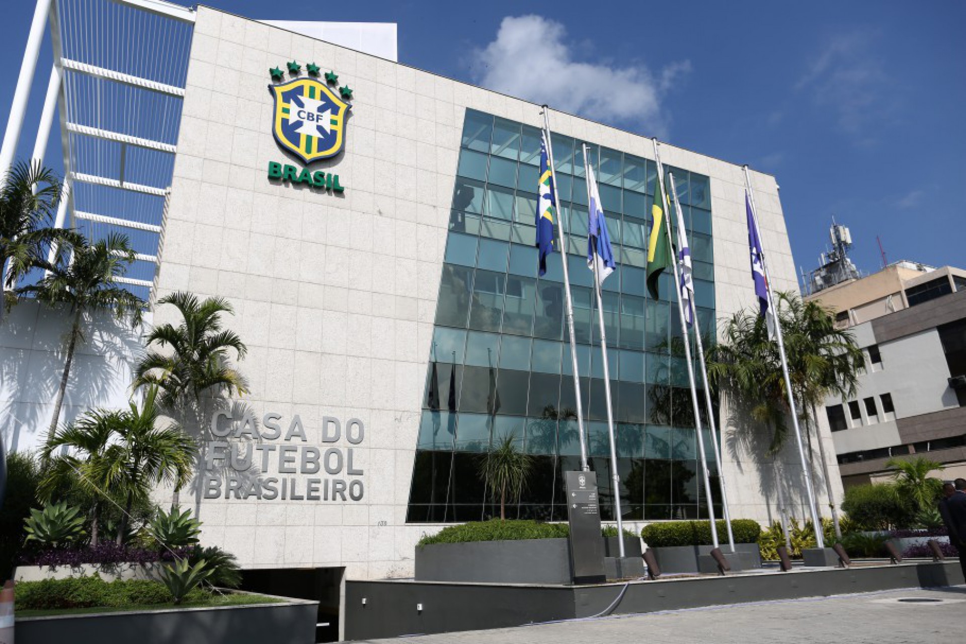 MPF vai investigar CBF e patrocinadores por violações aos direitos humanos pela Copa América no Brasil 
