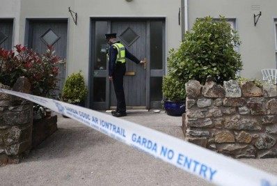 Bebê de três meses morre após ser atacada por cachorro na Irlanda