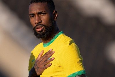 Flamengo pode alcançar meta de receita gerada em negociações de jogadores