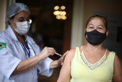 Vacinação contra a covid-19 ganha mais um posto na Zona Oeste