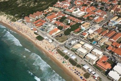  Ambientalistas e moradores do Peró lançam campanha cobrando tratamento de esgoto