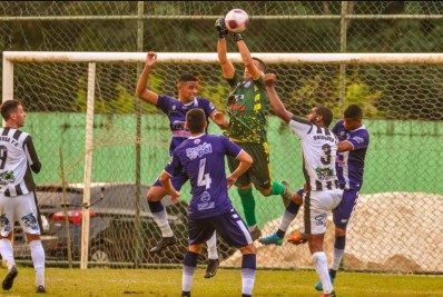 Paduano vence mais uma e segue invicto na Série C do Carioca