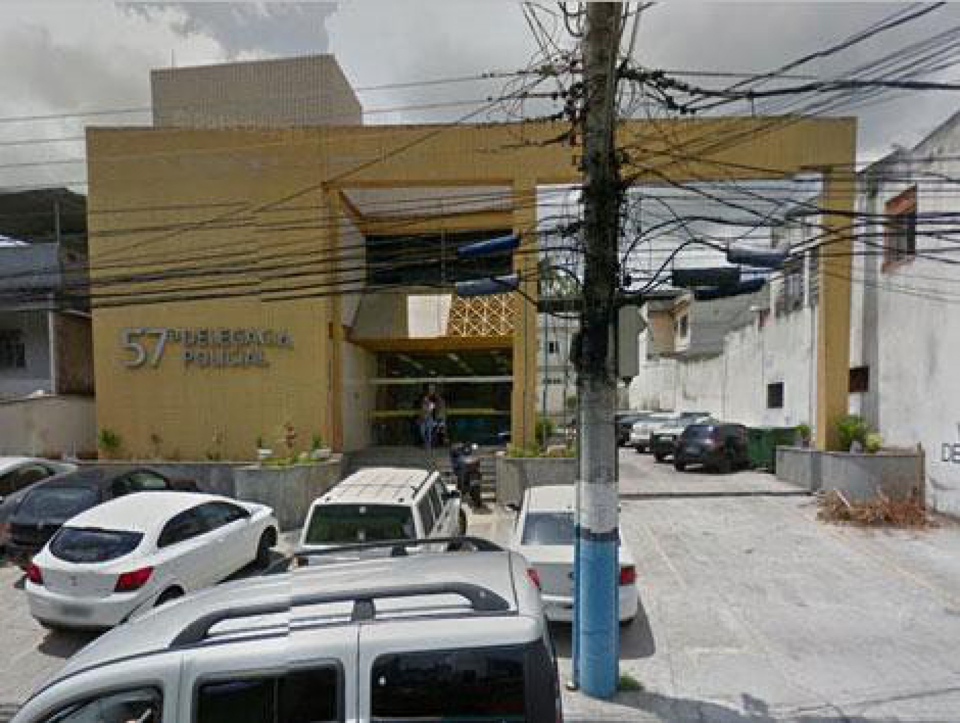 Mulher &eacute; presa por ter matado atriz de filmes er&oacute;ticos em Nil&oacute;polis