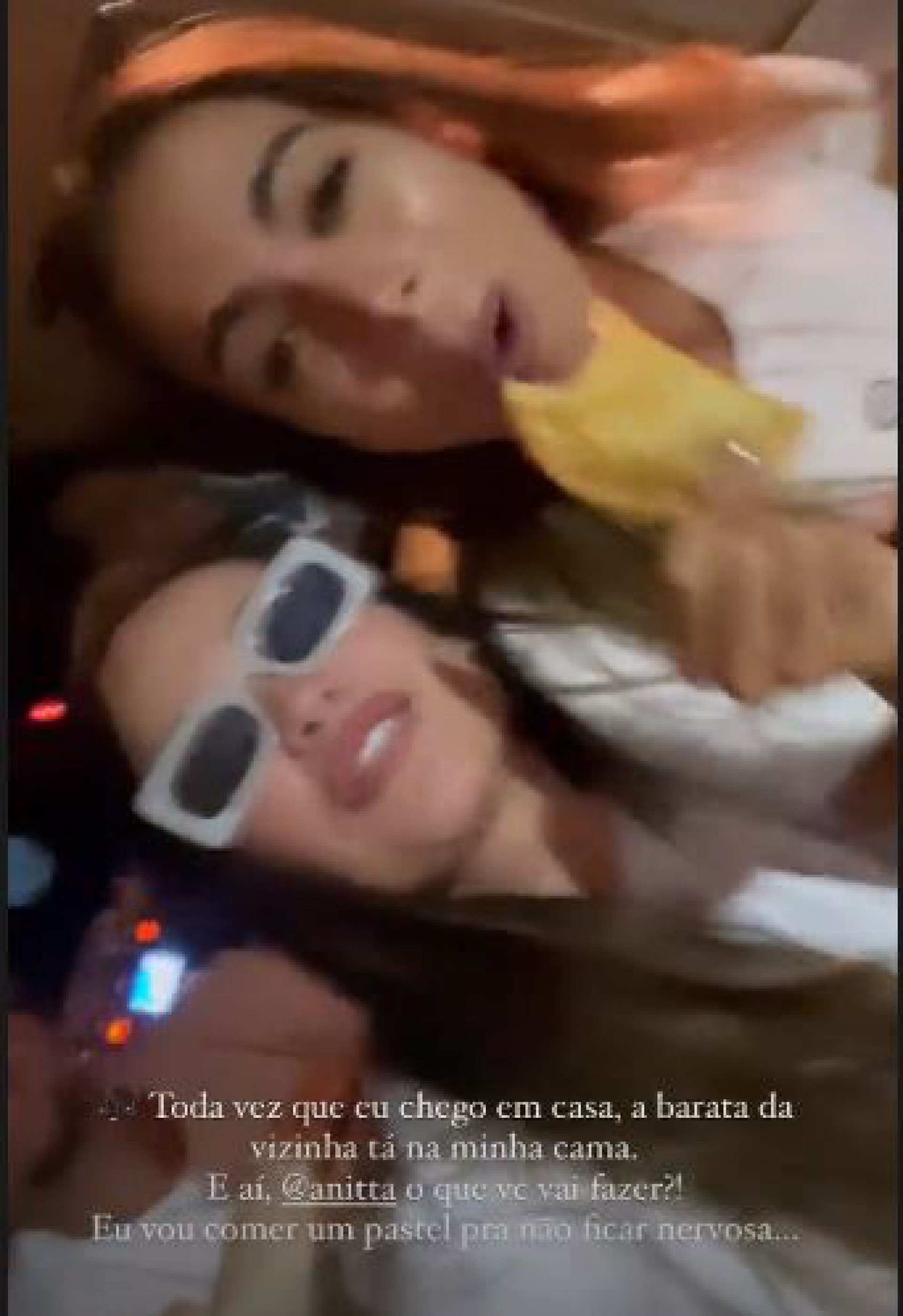 Juliette pega carona no jatinho de Anitta - Reporter 03