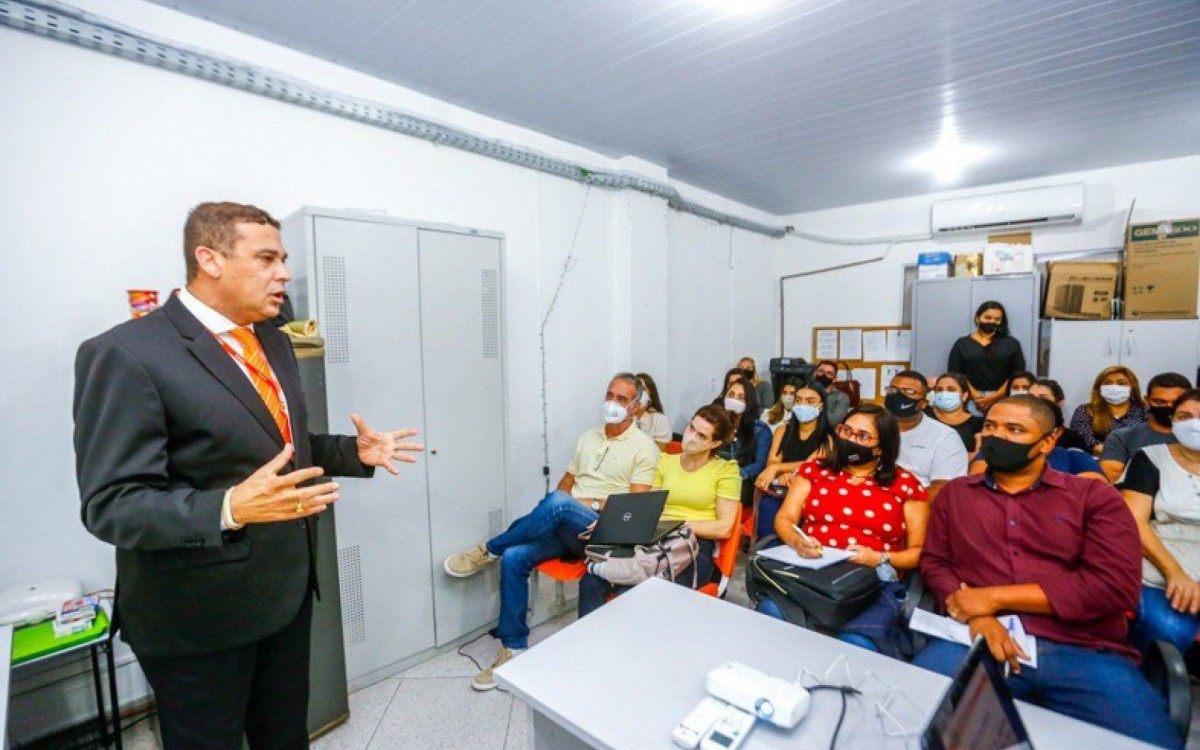 O presidente do Fundo Municipal de Sa&uacute;de, Carlos Andrade, destacou o objetivo do treinamento 