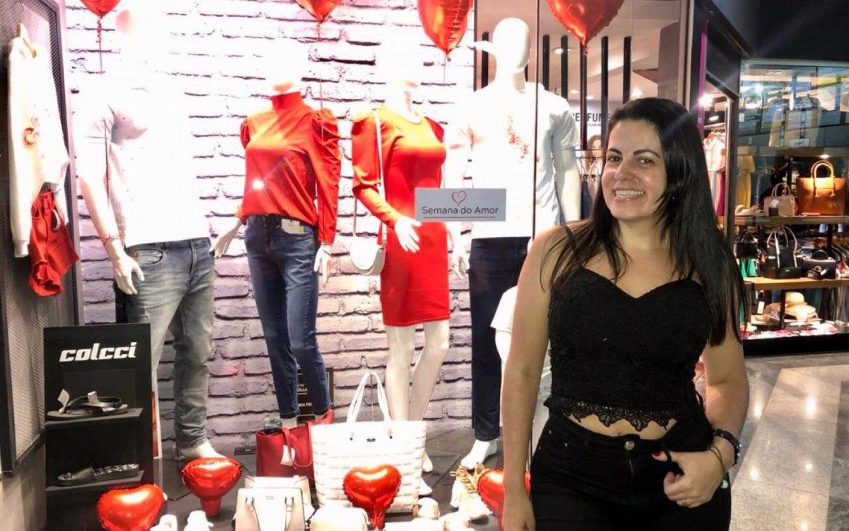 A empres&aacute;ria Ju Habib h&aacute; 16 anos comanda a Pimenta Rosa Multimarcas, que atende o vestu&aacute;rio feminino e masculino. 