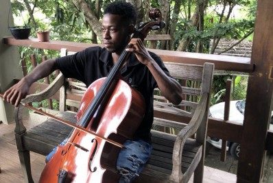 Audiência de violoncelista preso em Niterói acontece nesta quarta-feira