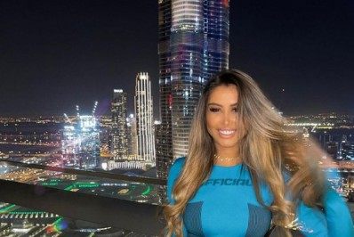 Influenciadora é desmentida após fingir que viajava em classe executiva de avião