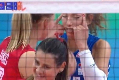 Acusada de racismo, jogadora sérvia é suspensa na Liga das Nações de Vôlei
