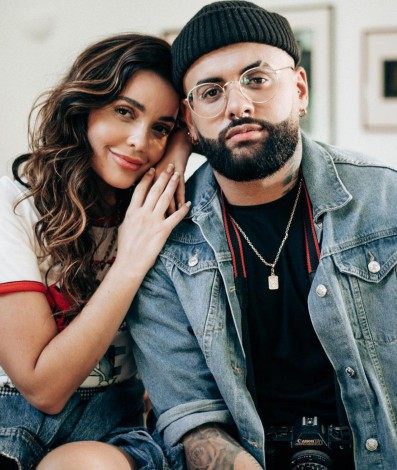 Cantor BG e a atriz Natalie Smith, seu par romântico no clipe - Reprodução