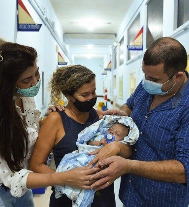 Bebe Espancado Pelo Pai Recebe Alta De Hospital Em Campos Campos O Dia