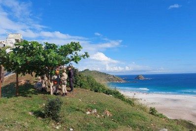 Bombeiros fazem buscas por idoso que desapareceu em Arraial do Cabo