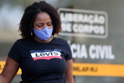 'Hoje me sinto com medo, desacreditada', diz mãe de Kathlen Romeu em desabafo nas redes sociais