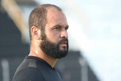 Goleiro de 36 anos é internado com Covid e tem 50% dos pulmões comprometidos