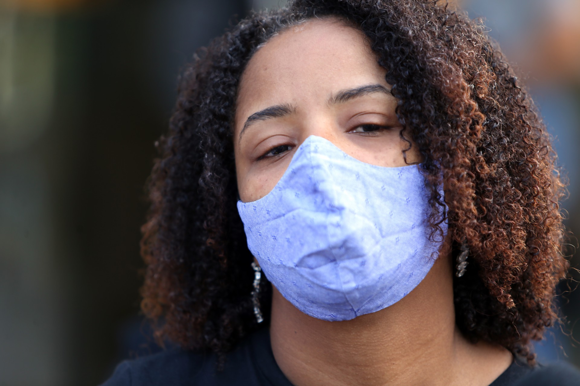 M&atilde;e de Kathlen Romeu critica cupom de desconto de loja em que designer trabalhava