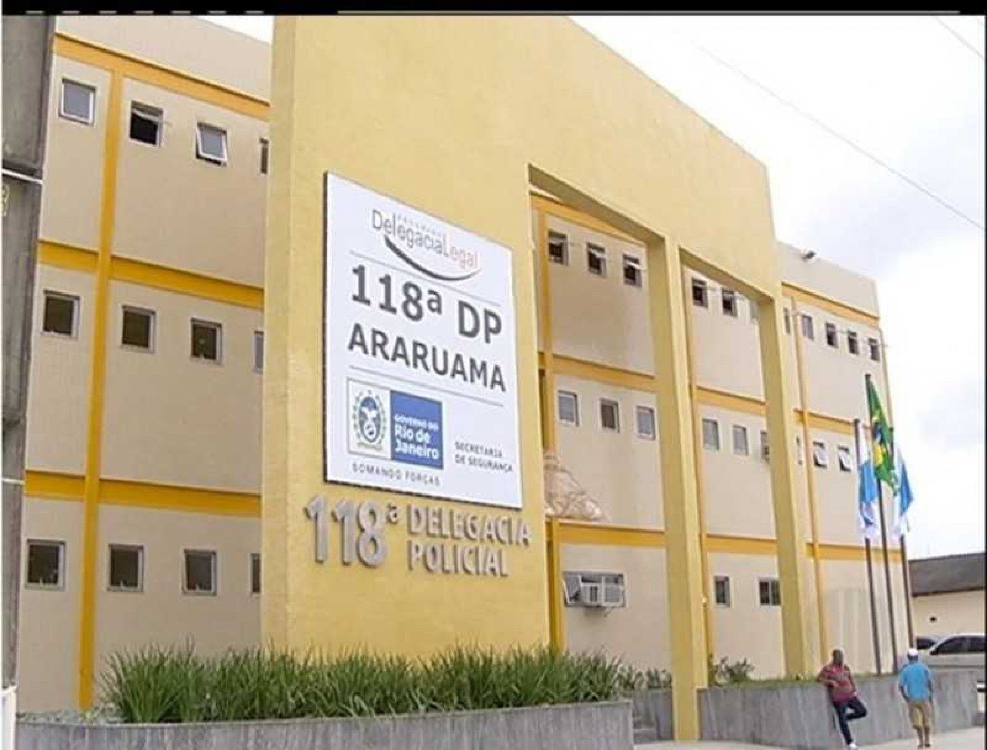 Mulher &eacute; acusada de se envolver e dar golpe em empres&aacute;rio casado de Araruama