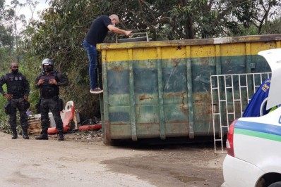 Operação conjunta combate o furto de tampas de bueiros em Rio das Ostras