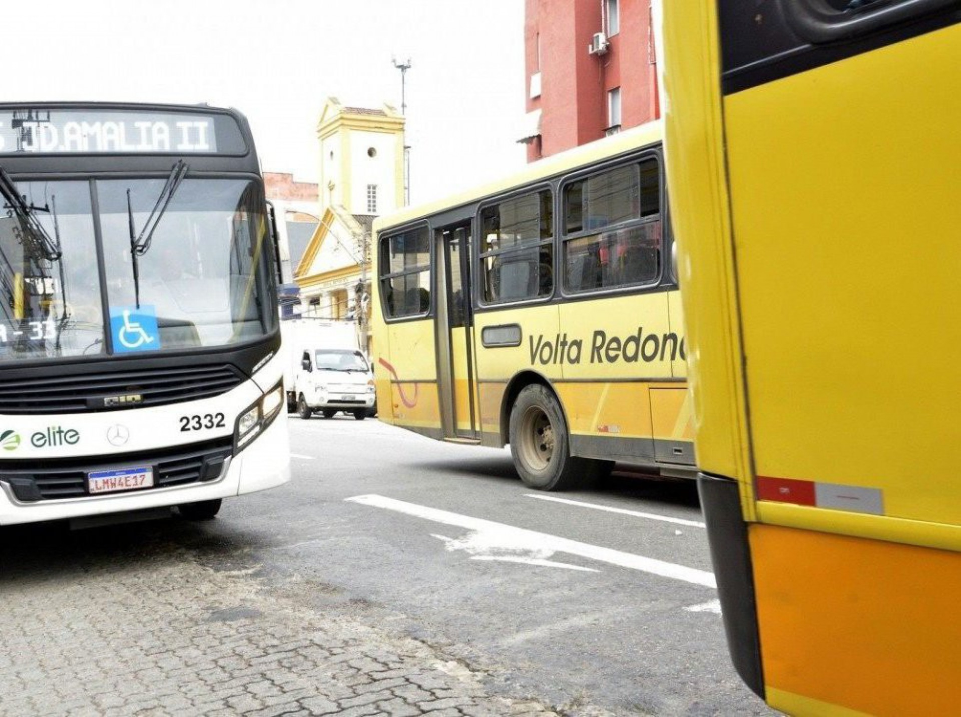 Justi&ccedil;a cancela gratuidade no transporte p&uacute;blico em Volta Redonda para idosos entre 60 e 64 anos