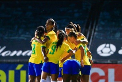 Em preparação para as Olimpíadas, seleção brasileira feminina vence a Rússia por 3 a 0