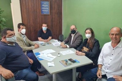 Prefeito de Paty recebe diretor da empresa ganhadora do leilão da Cedae