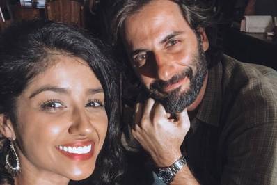 Ingrid Conte se encanta com pole dance após participação em série