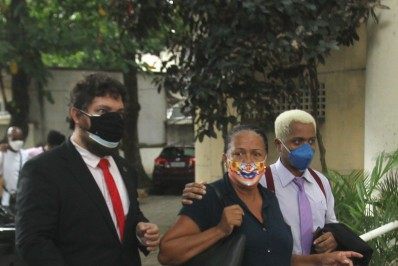 Ministério Público ouve familiares de Kathlen Romeu, jovem grávida morta no Complexo do Lins  