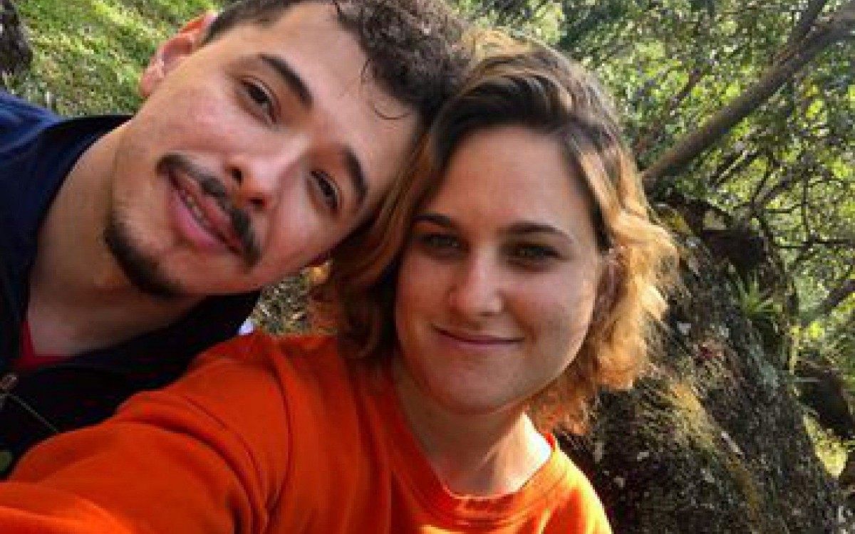 Dia dos Namorados: Karen Say&atilde;o e Lucas Alves se conheceram durante a pandemia por meio de um aplicativol
