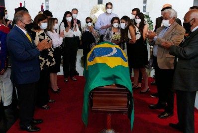 Bolsonaro decreta luto oficial de três dias por morte de Marco Maciel