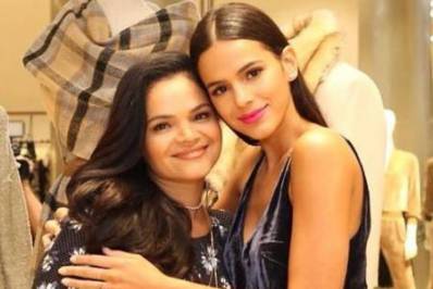 Mãe de Bruna Marquezine ainda lamenta saída da Globo