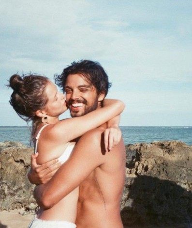 Agatha Moreira e Rodrigo Simas  - Reprodução