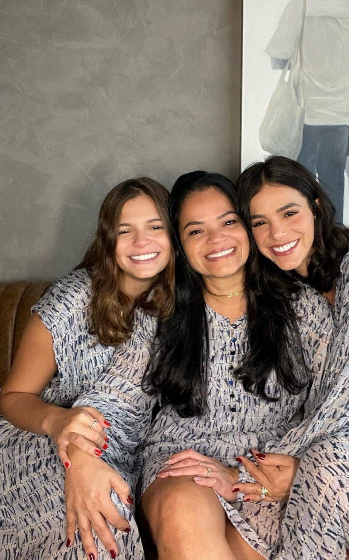 Luana, Neide e Bruna Marquezine
