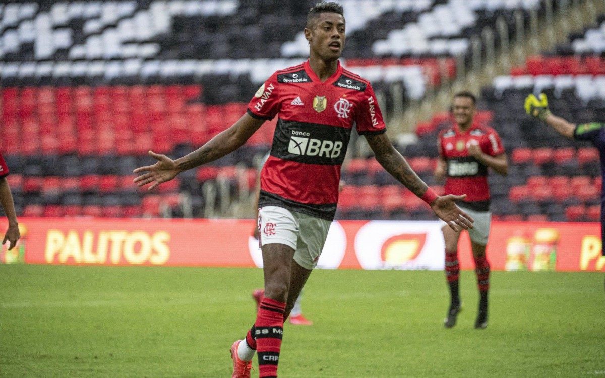 Bruno Henrique celebra o gol que abriu o caminho da vit&oacute;ria do Flamengo sobre o Am&eacute;rica-MG