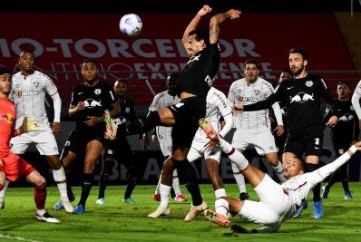Nos acréscimos, Flu arranca o empate com Red Bull Bragantino e segue invicto no Brasileiro