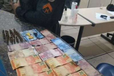 Traficante é preso com maços de dinheiro em Quissamã