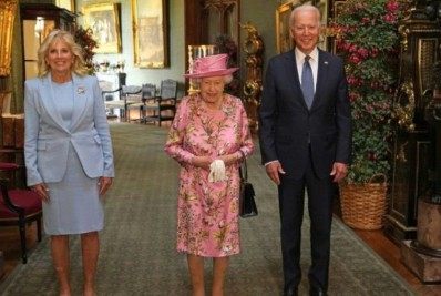 Joe Biden e a primeira-dama americana são recebidos por Rainha Elizabeth II no Castelo de Windsor