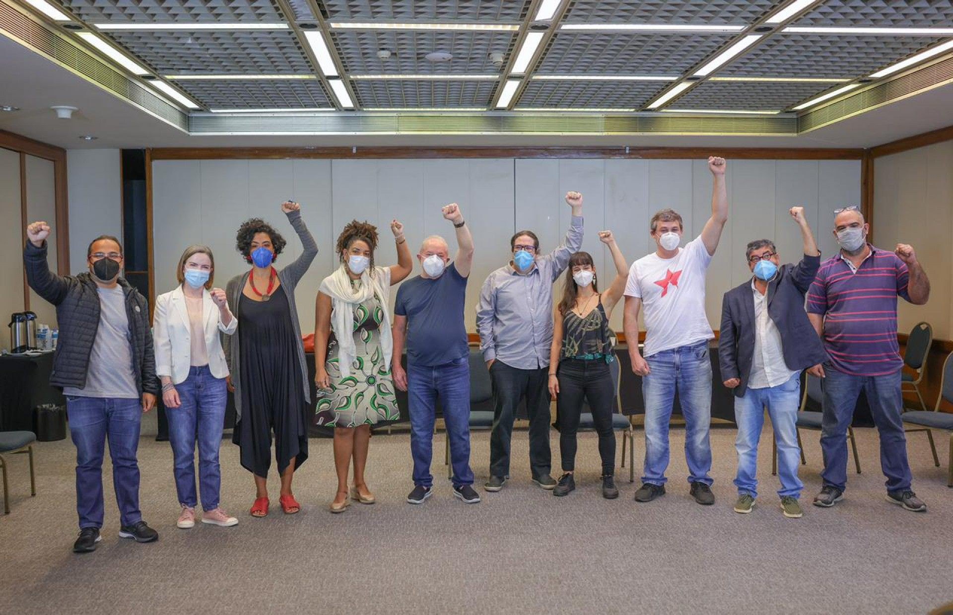 Lula e PT se re&uacute;nem com Psol no Rio de Janeiro