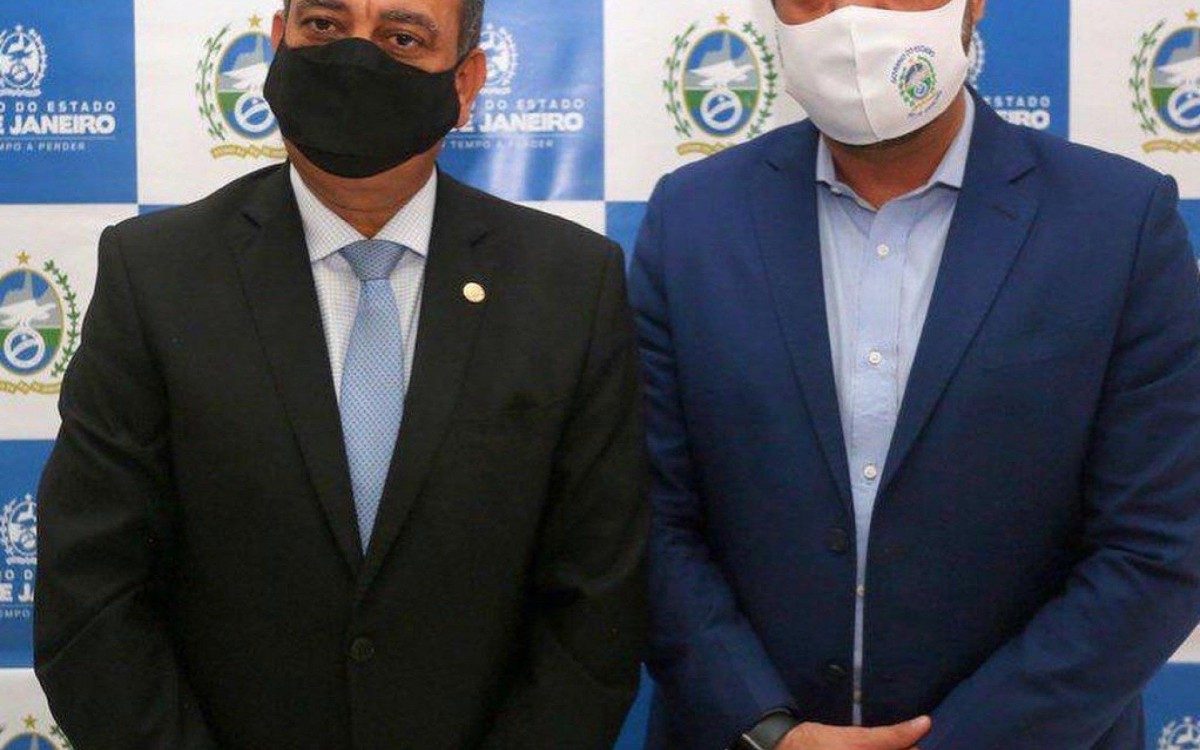 Convidado pelo governador Cl&aacute;udio Castro, o deputado estadual Max Lemos assumiu a Secretaria de Infraestrutura e Obras do Estado do Rio de Janeiro. 