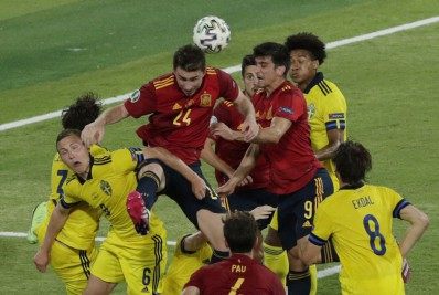 Em jogo morno, Espanha e Suécia não saem do 0 a 0 pela Eurocopa