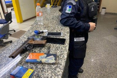 Guarda Municipal prende três homens por roubo em São Pedro da Aldeia